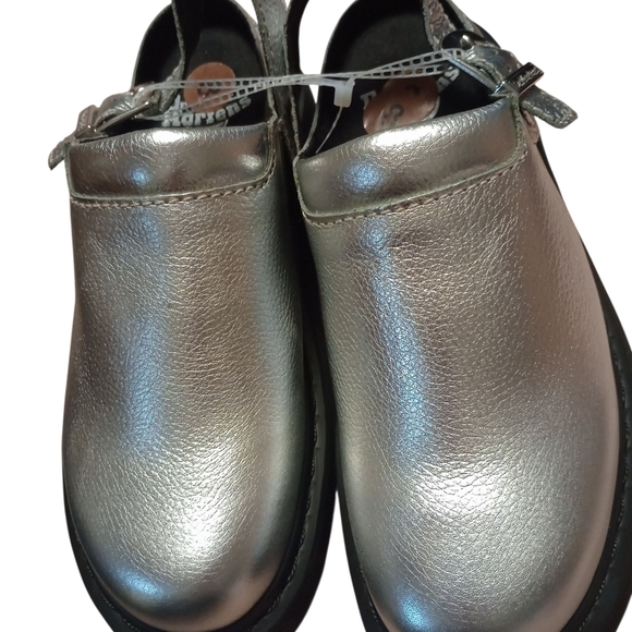 Silver Women's Slip-On Shoes - Picture 4 of 6